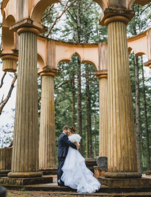 3 Birds Caravan - Mobile Bridal Suite - Bride Getting Ready-min