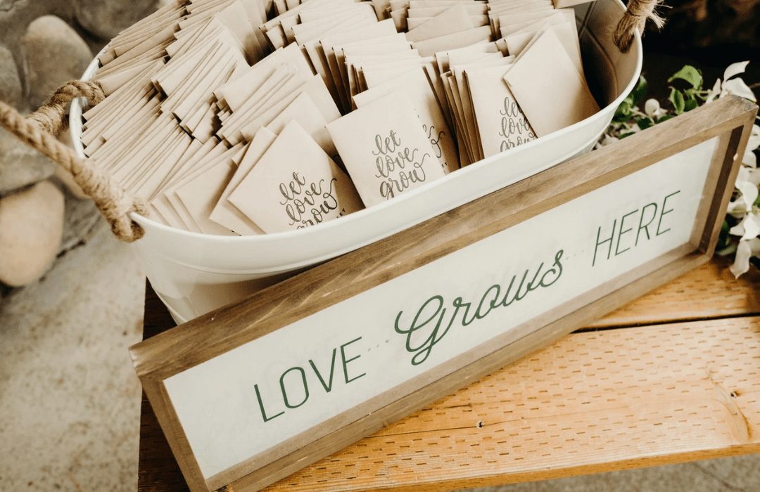 3 Birds Caravan - Mobile Bridal Suite - Bride Getting Ready-min