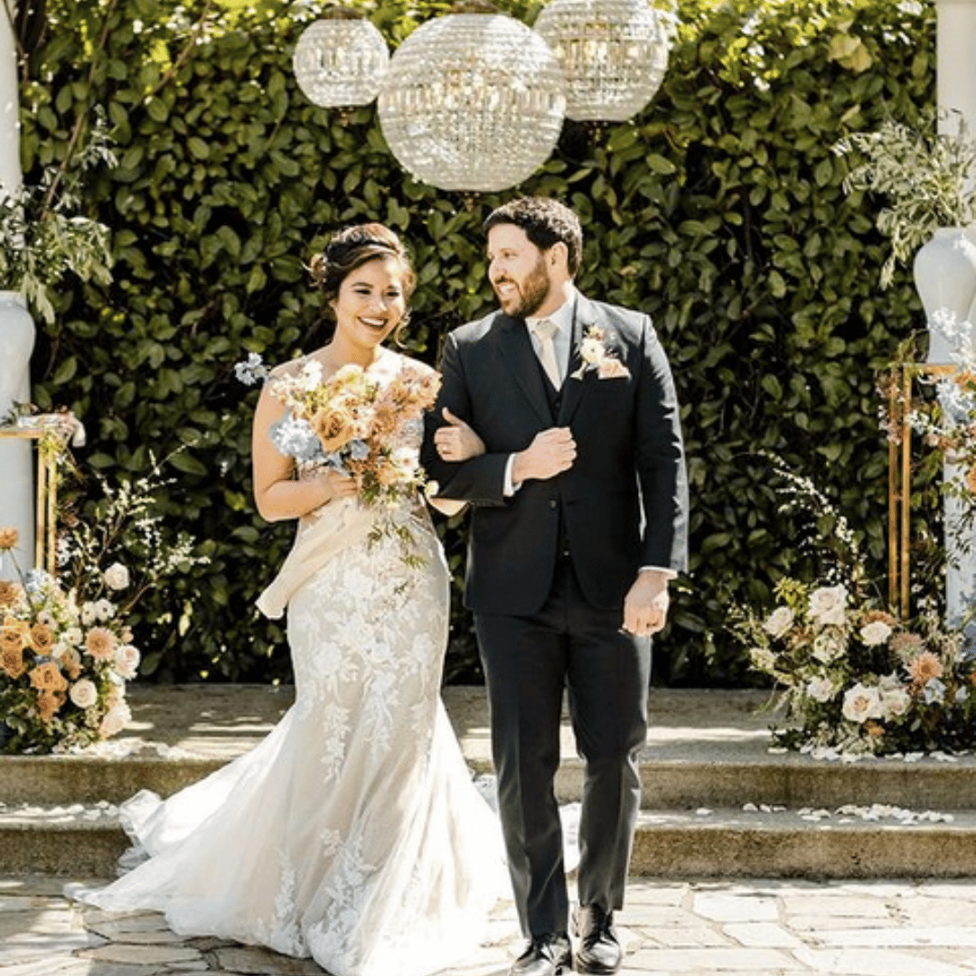 3 Birds Caravan - Mobile Bridal Suite - Bride and Bridal Party Drinks-min