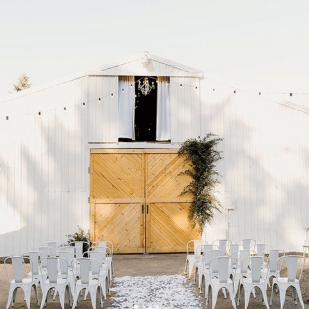 3 Birds Caravan - Mobile Bridal Suite - Oregon-min