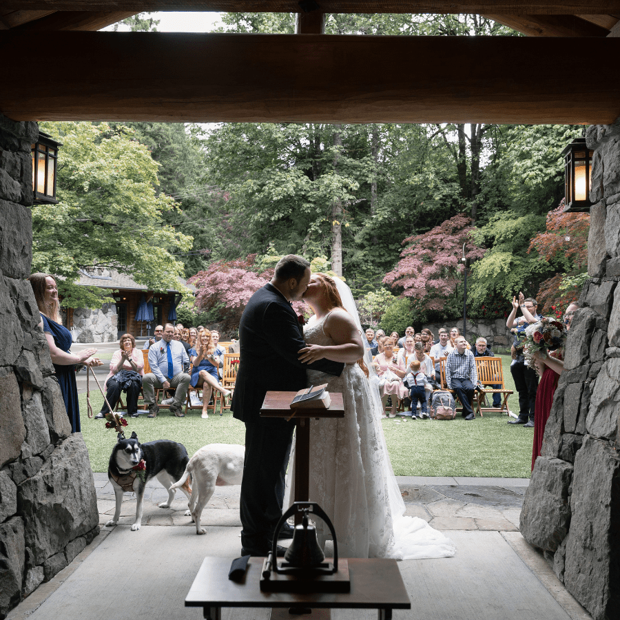 1-min PNW Weddings Excellence Awards 2022 Nominee Acute Lens Photography Oregon