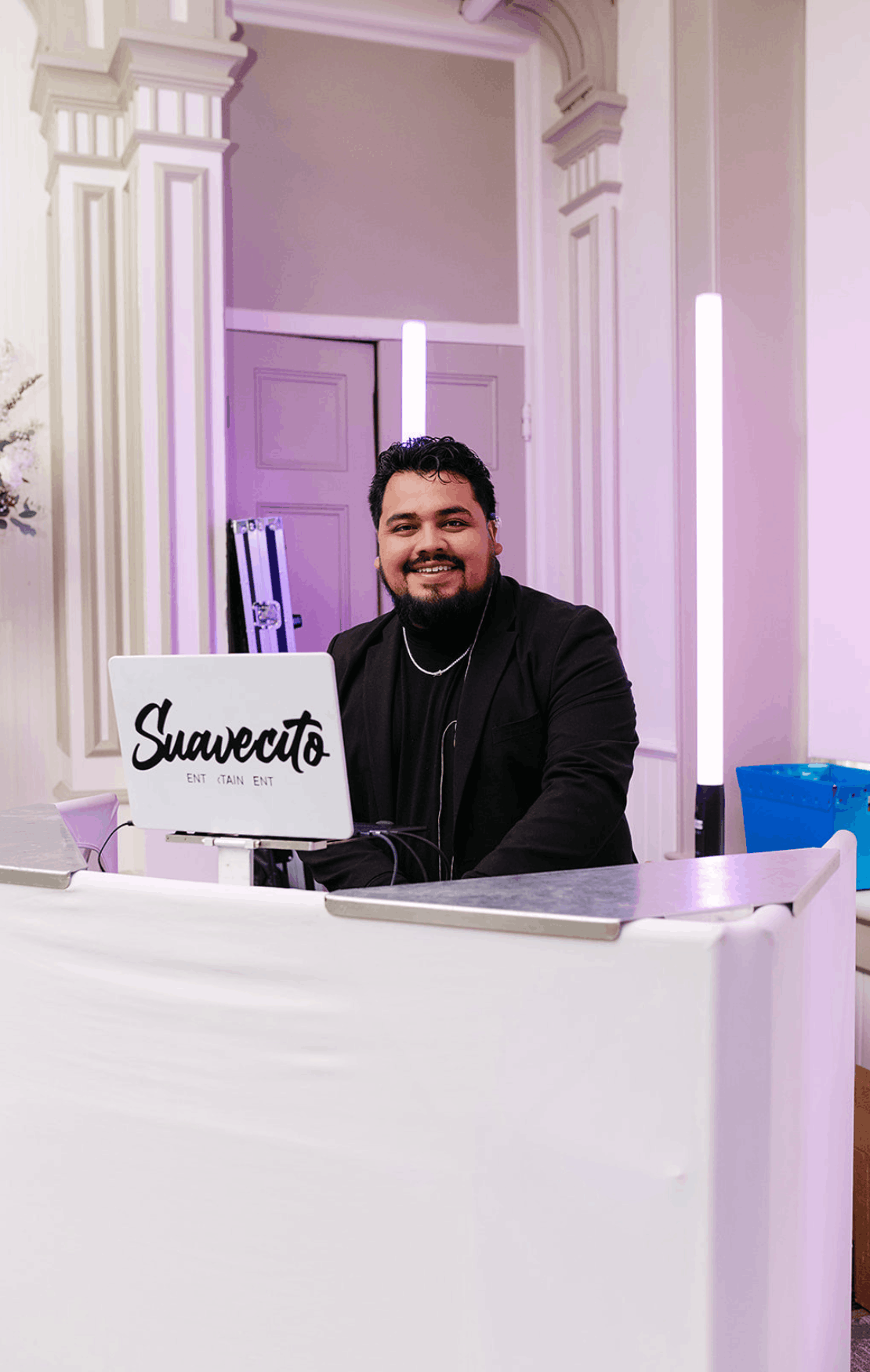Suavecito Entertainment-PNW Weddings-DJ's For Hotel Wedding In Oregon
