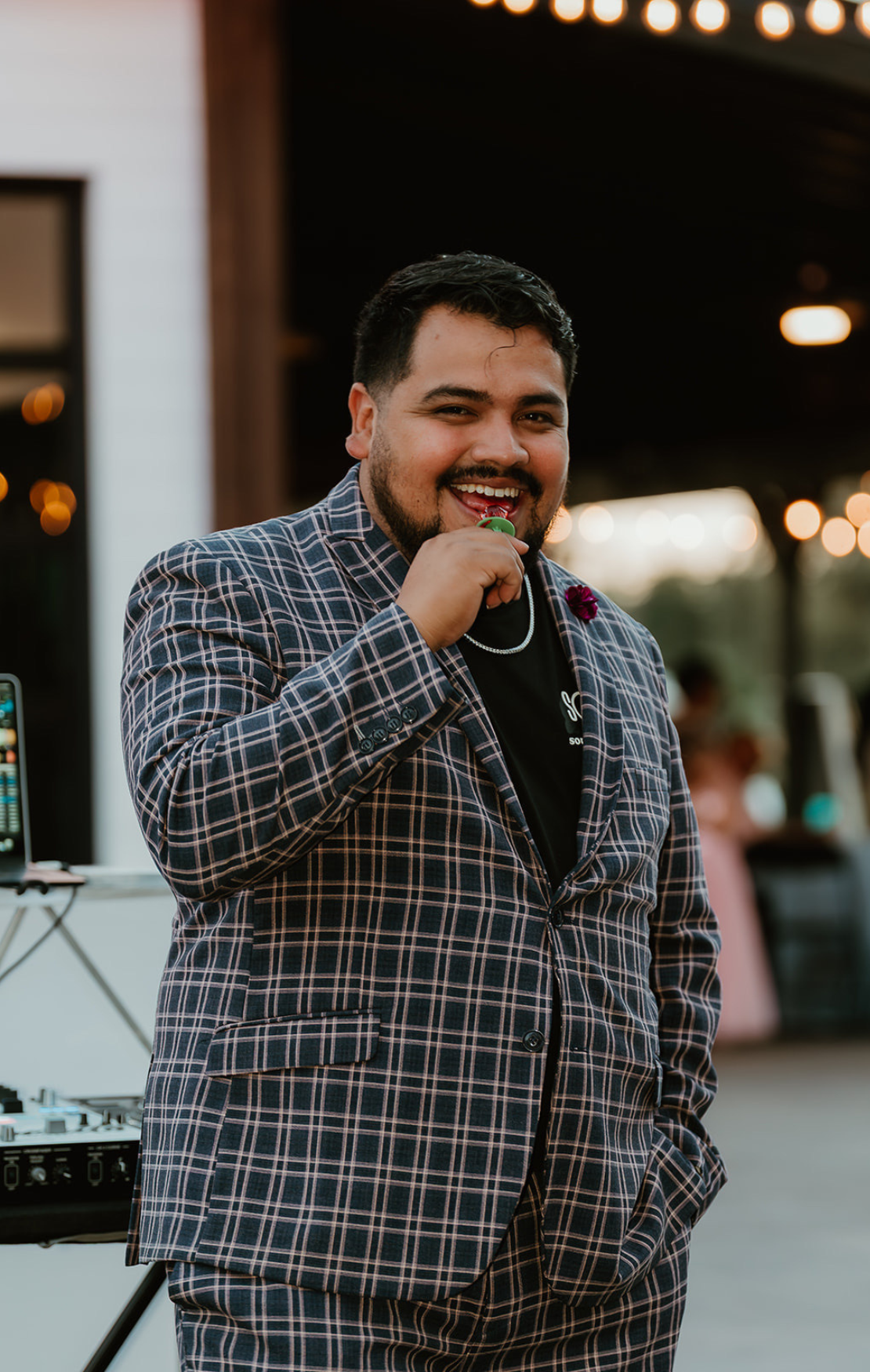 Suavecito Entertainment-PNW Weddings-DJ's With Personality To Hire For Wedding In Portland